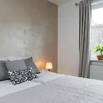Goldenberry Apartment Mokotow