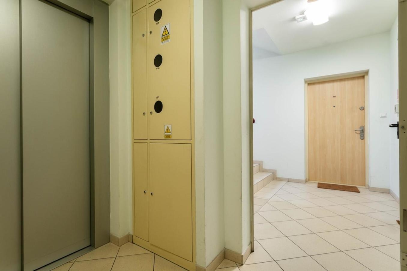 Apartament Goldenberry Mokotow *